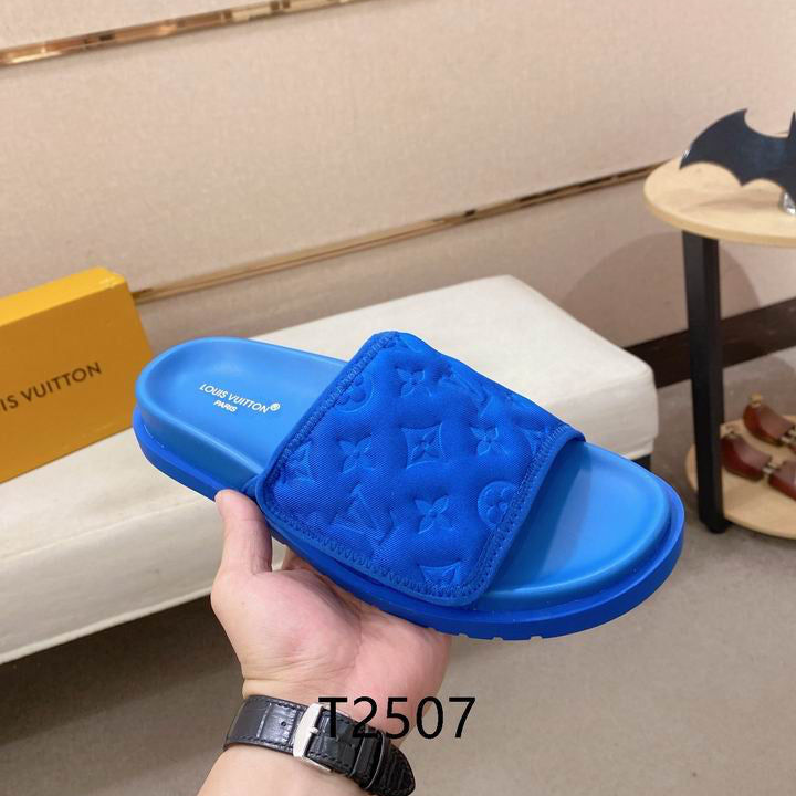 Monogram Summer Slides