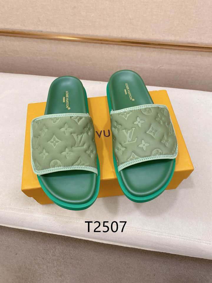 Monogram Summer Slides