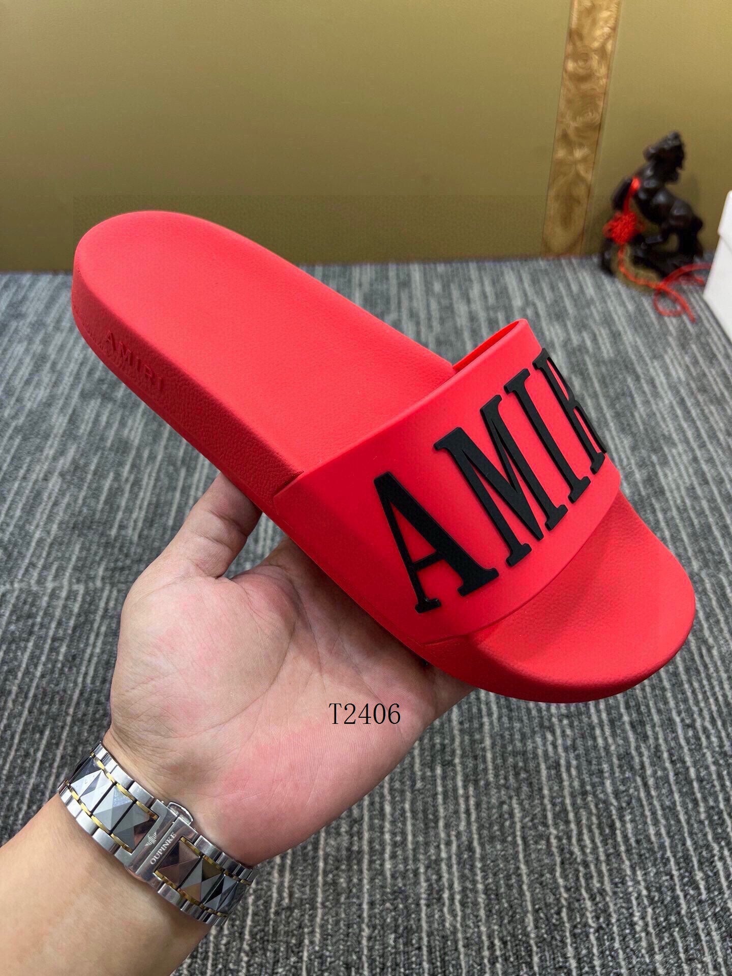 Amore Slides