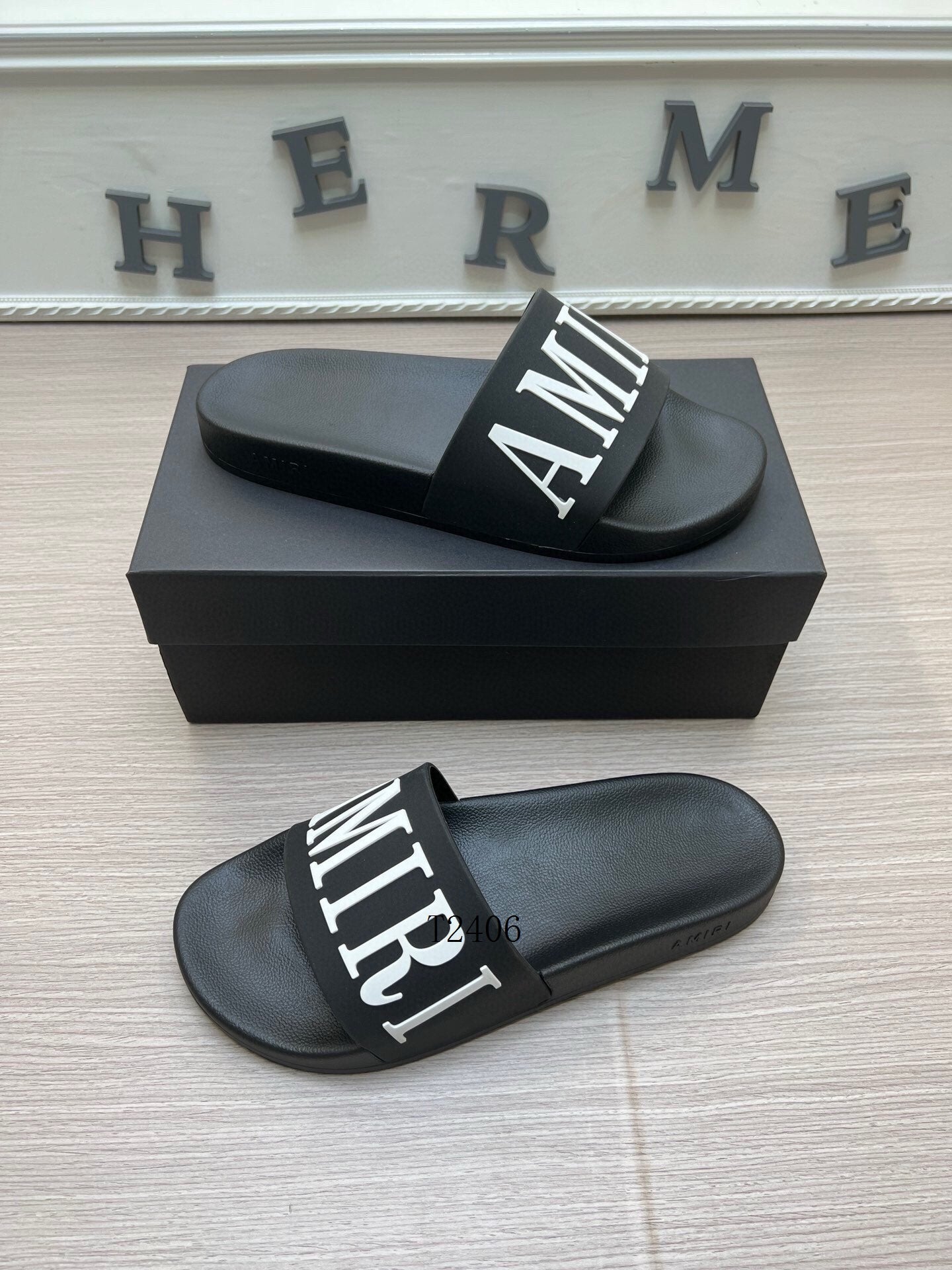 Amore Slides