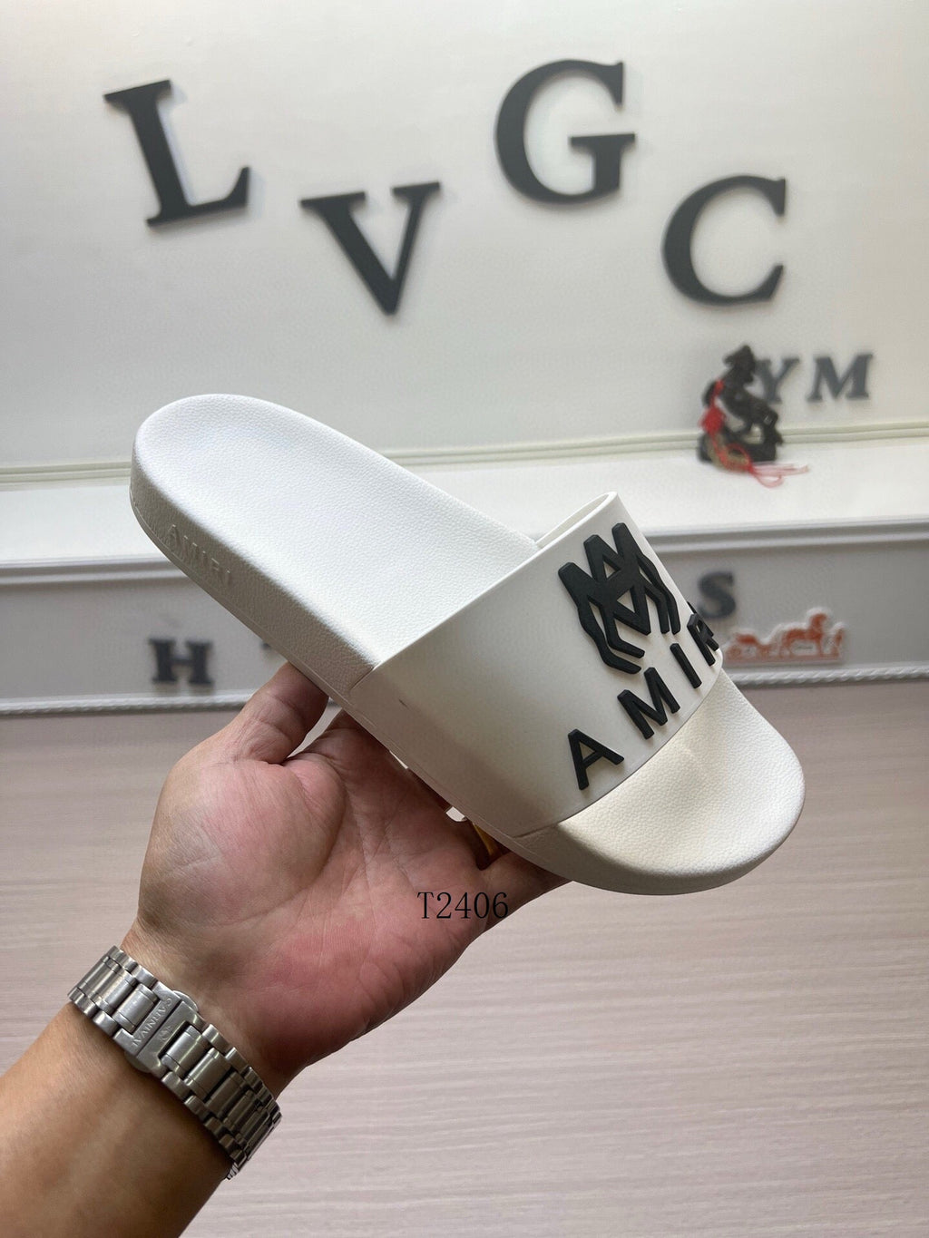 Amore Slides