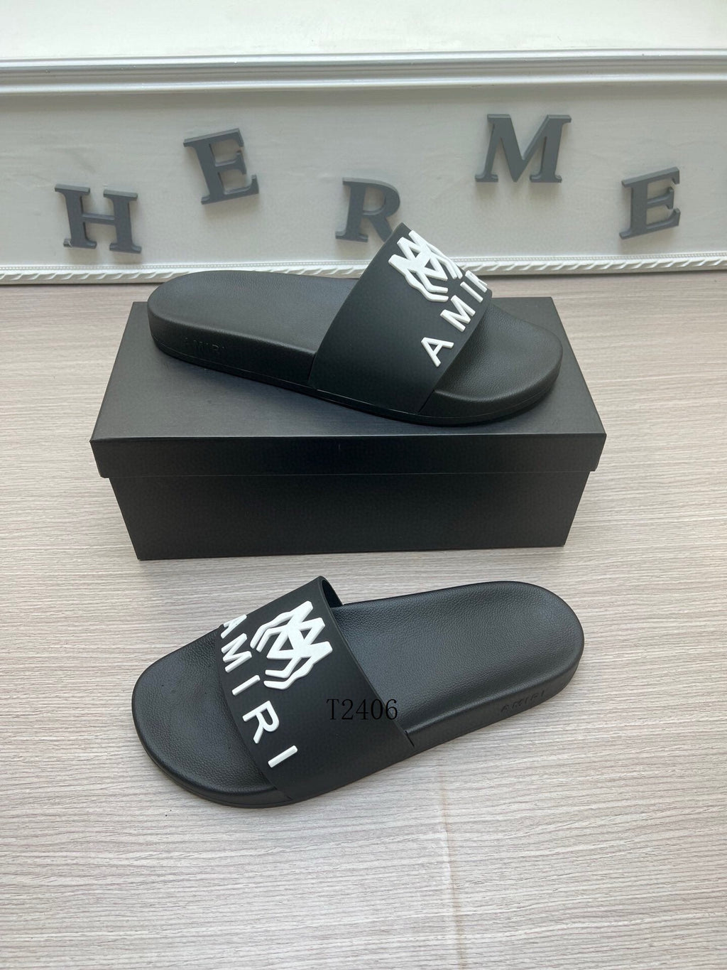 Amore Slides