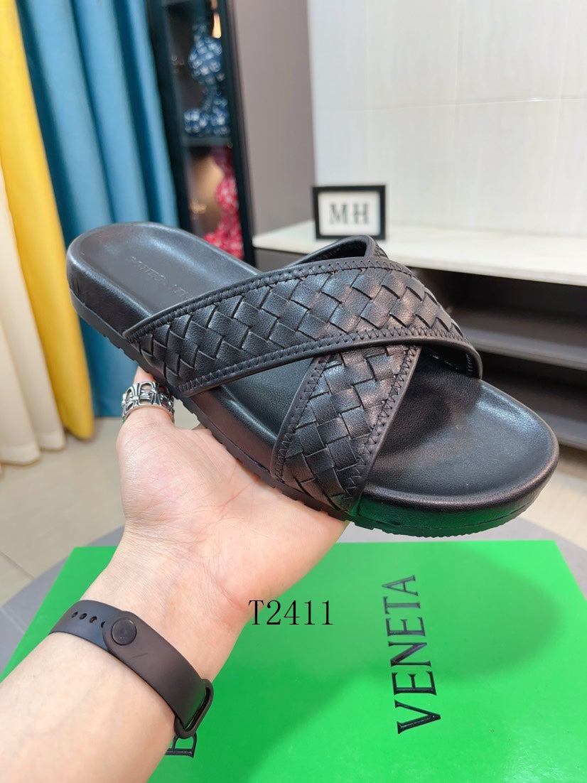 Bott Iconic Slides