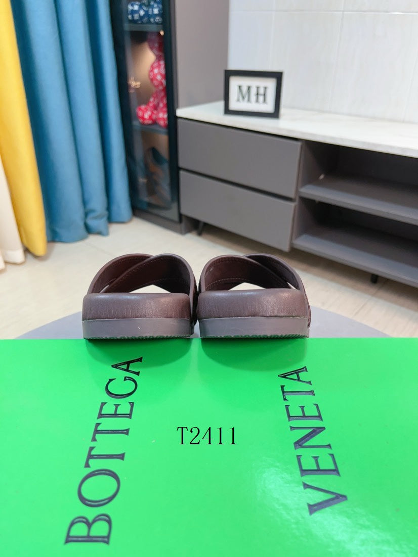 Bott Iconic Slides