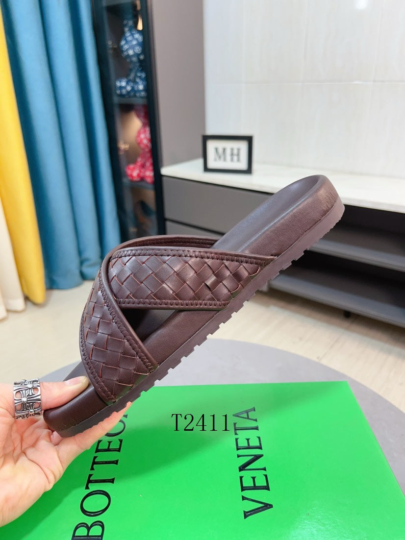 Bott Iconic Slides