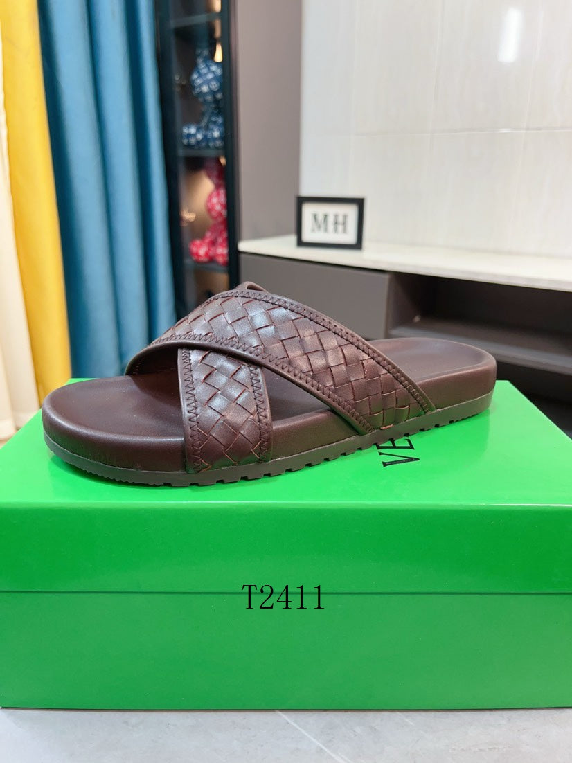 Bott Iconic Slides