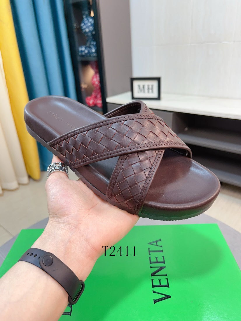 Bott Iconic Slides