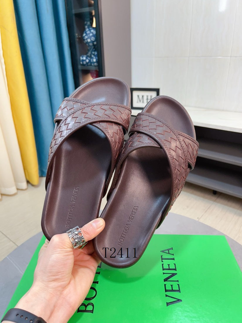 Bott Iconic Slides