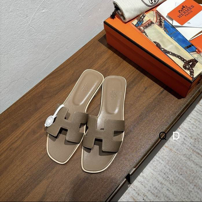 Leather Slip-on Sandals Khaki